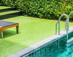 Instalar césped artificial en la terraza ayuda a mejorar la calidad de vida, según SinteticGrass