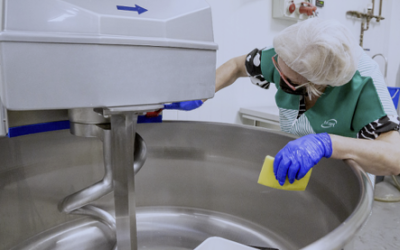 Tot-Net refuerza la seguridad alimentaria con servicios especializados de limpieza en el sector del cacao y la chocolatería