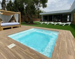Piscinas Casariche lidera la fabricación e instalación de piscinas de poliéster en Andalucía para combatir el calor del verano
