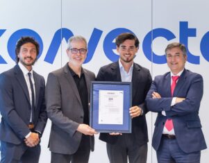 Konecta recibe la certificación ISO 42001 de la mano de AENOR y refuerza su liderazgo en el desarrollo responsable de IA