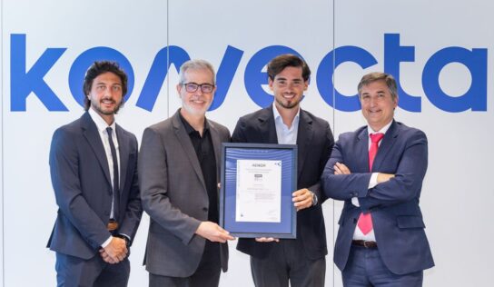 Konecta recibe la certificación ISO 42001 de la mano de AENOR y refuerza su liderazgo en el desarrollo responsable de IA
