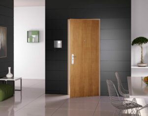 Casi la mitad de los españoles cree que una buena puerta es la mejor forma de proteger su hogar