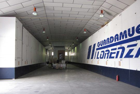 Lorenzana Sevilla gestiona el almacenamiento temporal de mobiliario ante desfases en mudanzas
